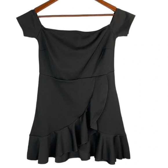 NASTY GAL NWT Show Me Off-The Shoulder Dress Black Ruffle Wrap Mini Baddie 8 - Picture 2 of 10